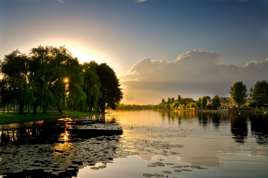 piękny krajobraz na jezioro w Augustowie