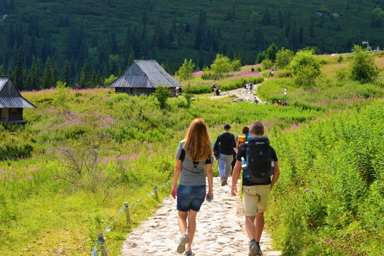 Polskie góry dla każdego – praktyczny poradnik chodzenia po górach